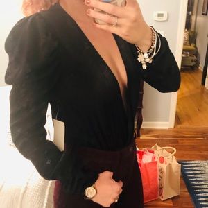 SWEETHEART NECKLINE BODYSUIT - SIZE M